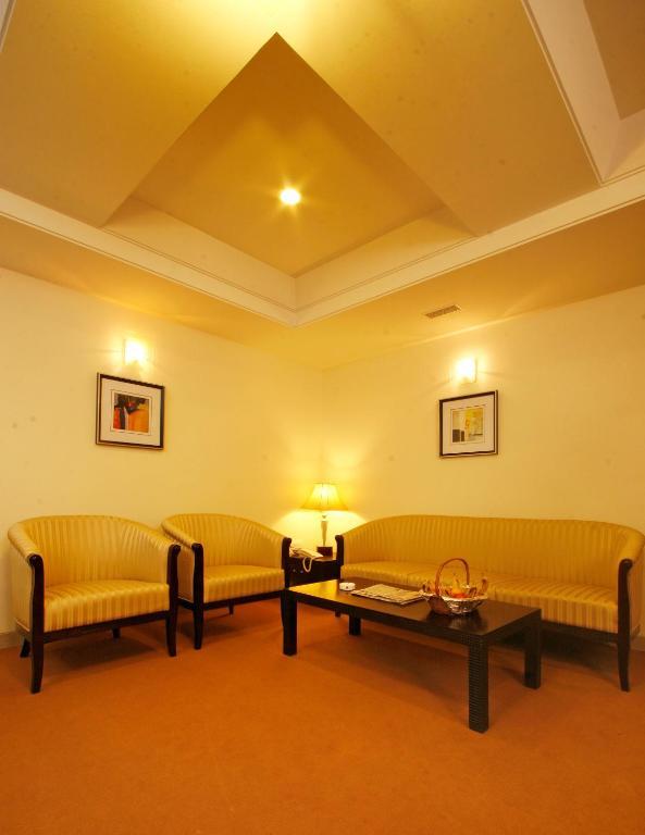 Ambience Executive Otel Pimpri-Chinchwad Oda fotoğraf